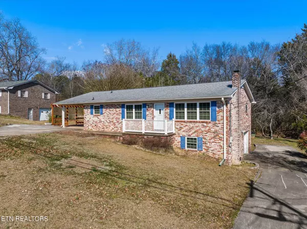 Athens, TN 37303,2412 Cindy St