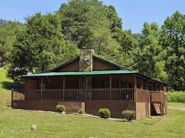 1999 Mountain View WAY, Sevierville, TN 37862