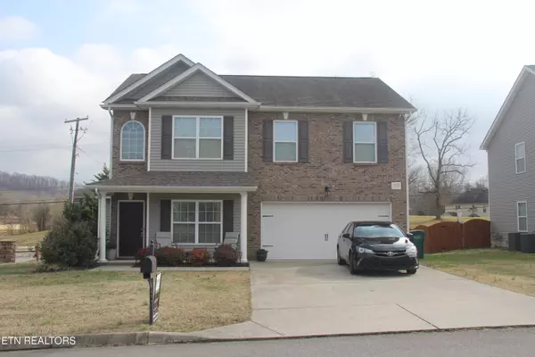 1800 Mahogany Wood Tr, Knoxville, TN 37920