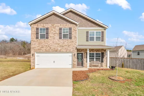 8604 Satellite LN, Knoxville, TN 37920