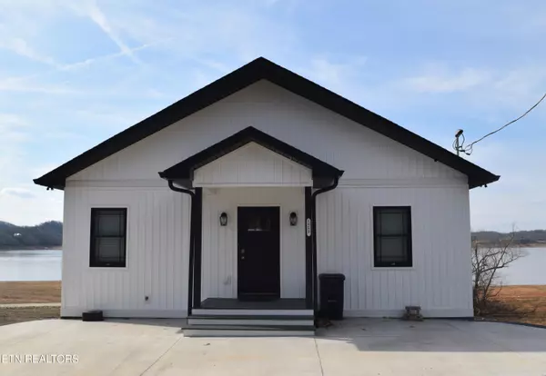 1553 Millstone Beach Rd, Dandridge, TN 37725