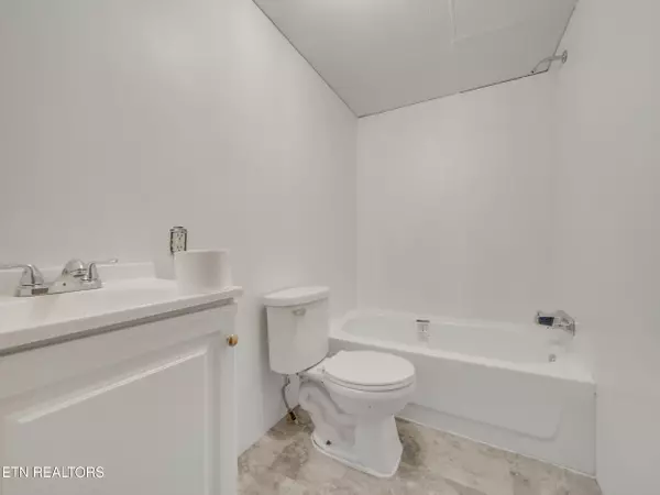 4950 Corinth Church Rd Loudon, TN 37774