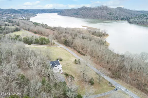 378 Holleman Bend LN, Granville, TN 38564