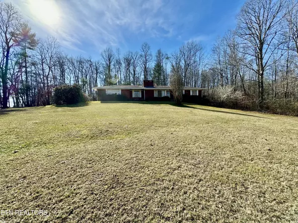 Oneida, TN 37841,226 Lake DR