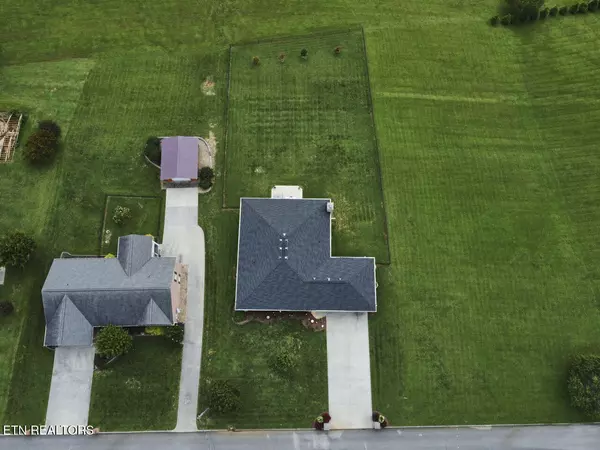 Dandridge, TN 37725,128 Skyline DR