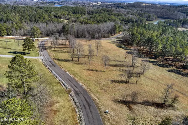 Vonore, TN 37885,129 Overlook WAY