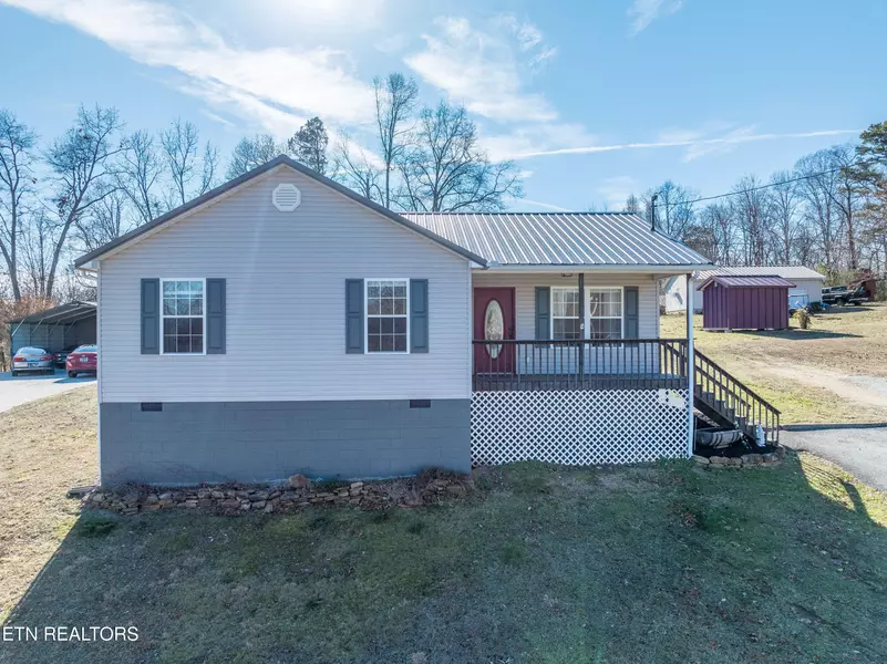 114 Regan LN, Lafollette, TN 37766