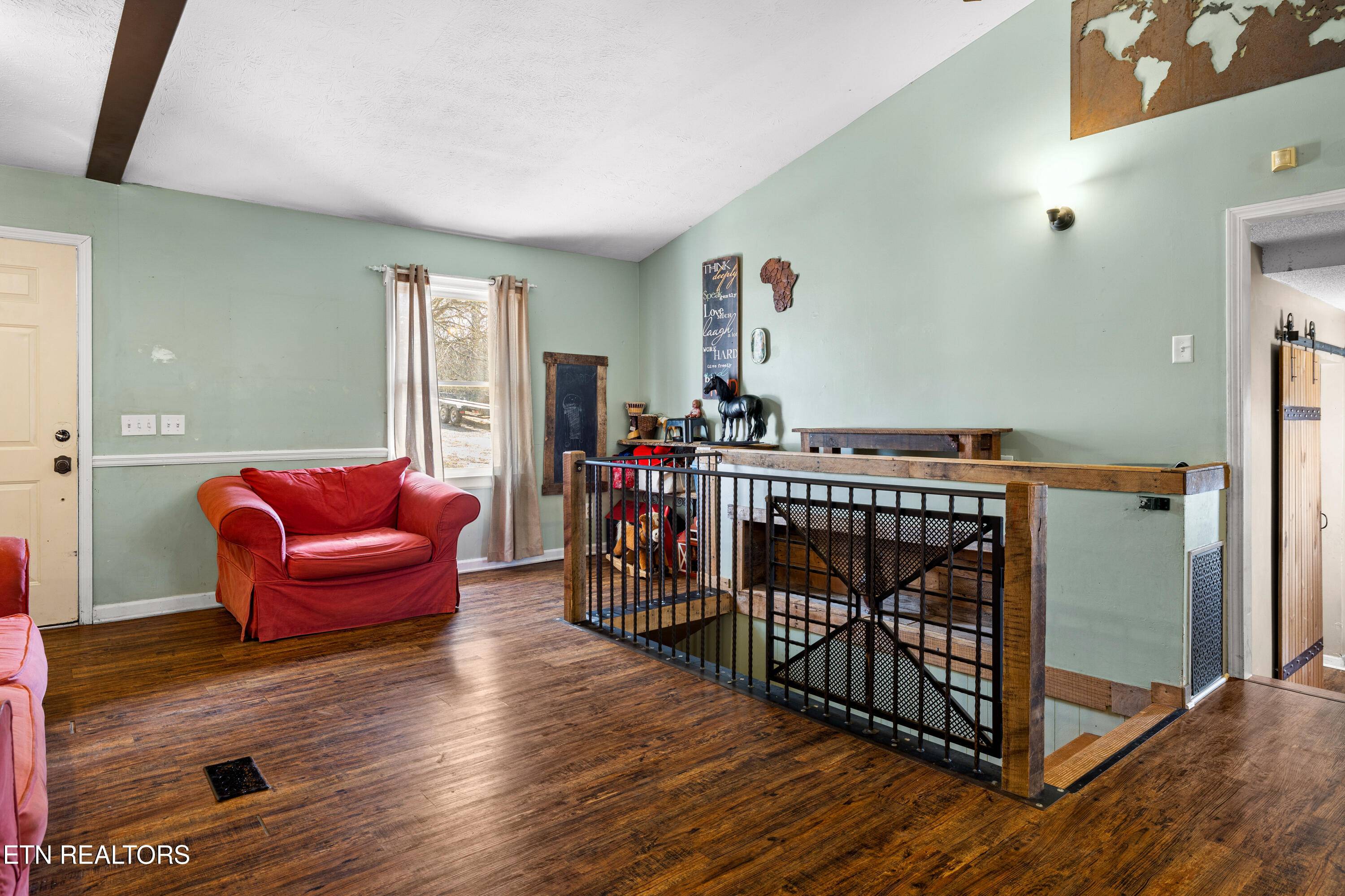 Friendsville, TN 37737,3814 Big Springs Ridge Rd