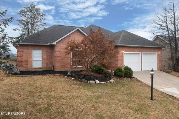 Maryville, TN 37801,1053 Saint Johns DR