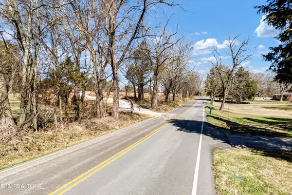 Madisonville, TN 37354,2042 Niles Ferry Rd