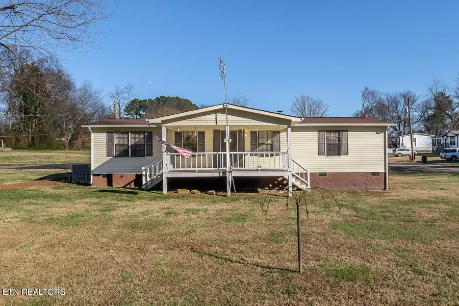 413 Mill St, Madisonville, TN 37354