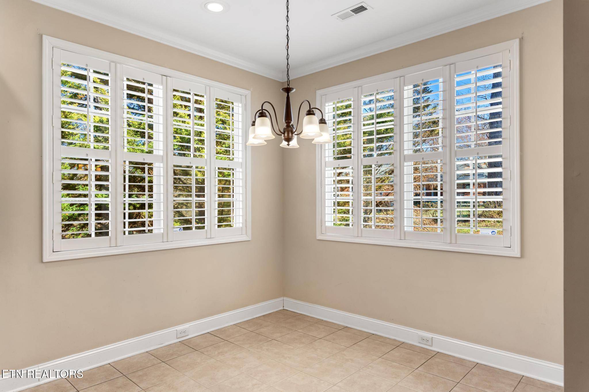 Knoxville, TN 37918,5082 Dovewood WAY