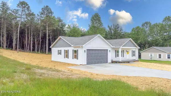 Lenoir City, TN 37772,8888 Shaw Ferry Rd