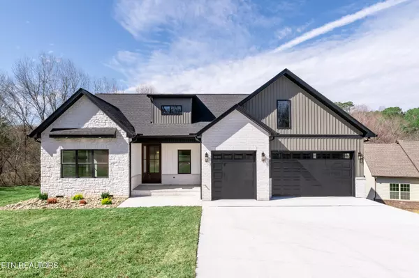 100 Wataga LN, Loudon, TN 37774