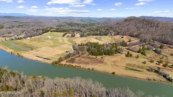 Lenoir City, TN 37771,331 Blackburn LN