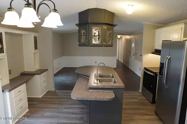 Chatsworth, GA 30705,295 Old Sawmill Spur