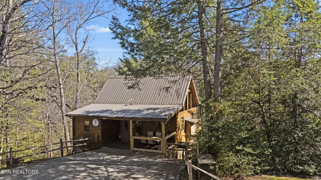 1709 Quail Hollow WAY, Sevierville, TN 37876