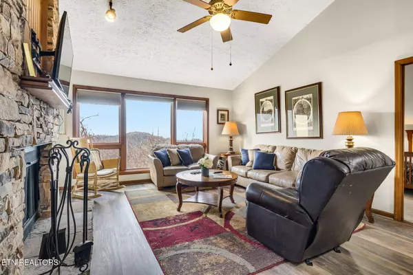 Gatlinburg, TN 37738,1130 Ski View Drive Unit 305