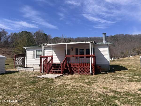 1801 Back Valley Rd, Lafollette, TN 37766