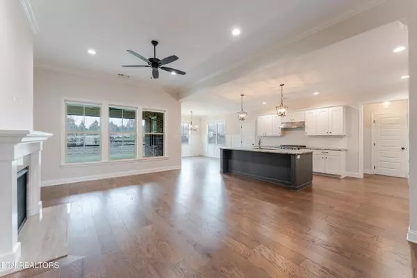 Lenoir City, TN 37771,282 Chimney Rock DR
