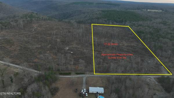 2 Lickpoint Rd, Sequatchie, TN 37364