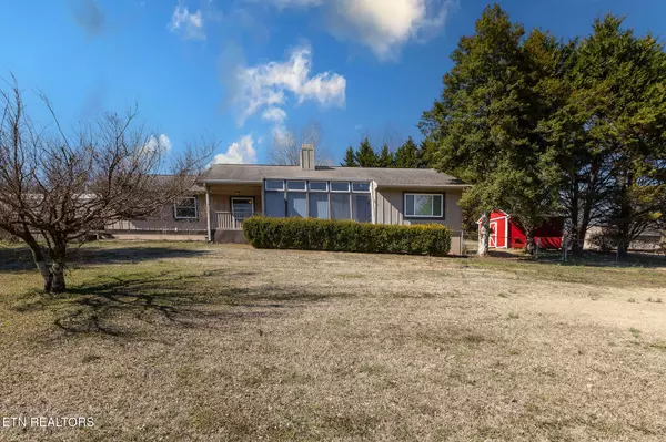 Lenoir City, TN 37771,949 Hickory Creek Rd
