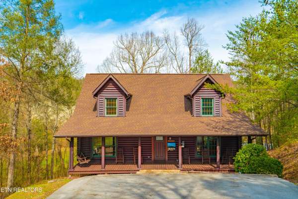 2023 Piney Overlook LN, Sevierville, TN 37862