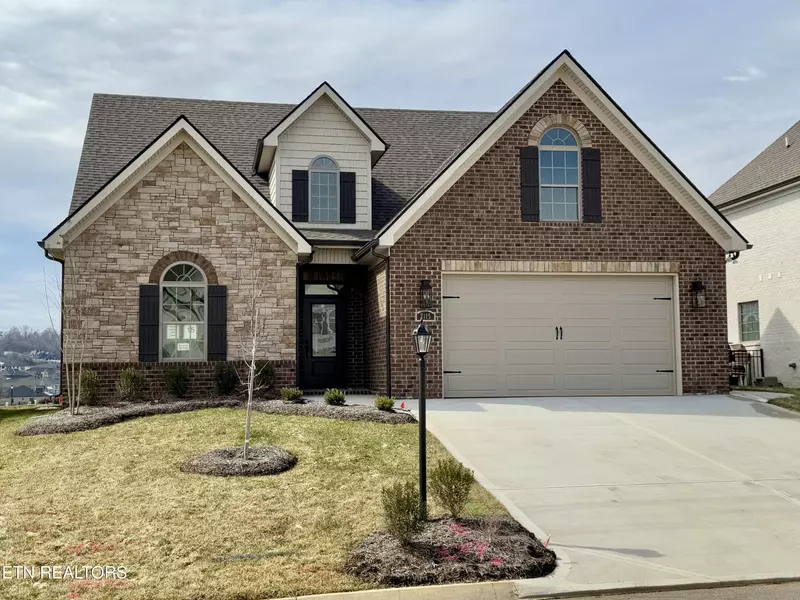 2115 Lantern Park LN, Knoxville, TN 37932