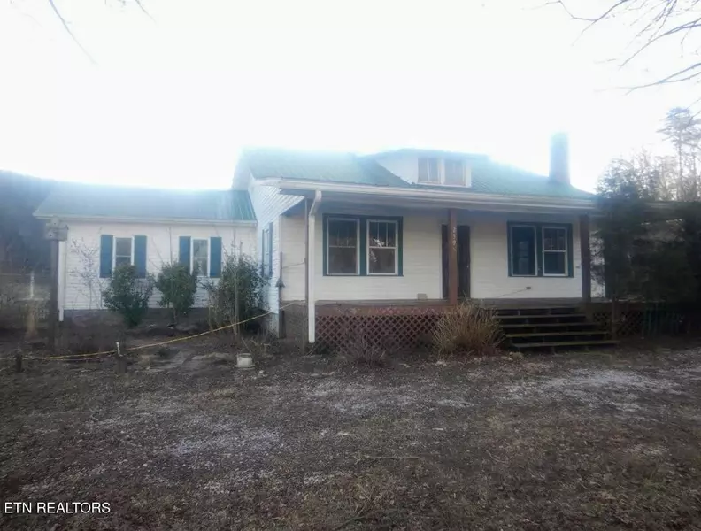 2395 River Road Rd, Kingston, TN 37763