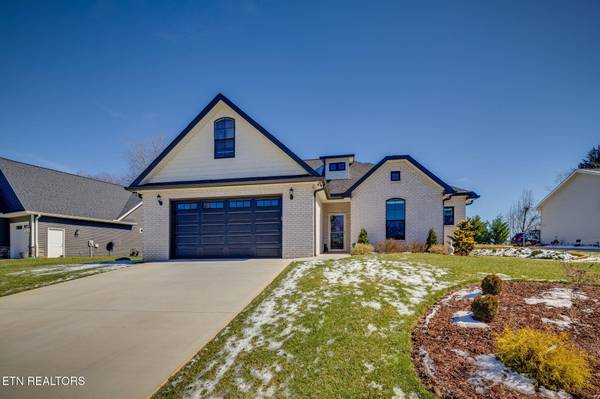 317 Chatuga LN, Loudon, TN 37774