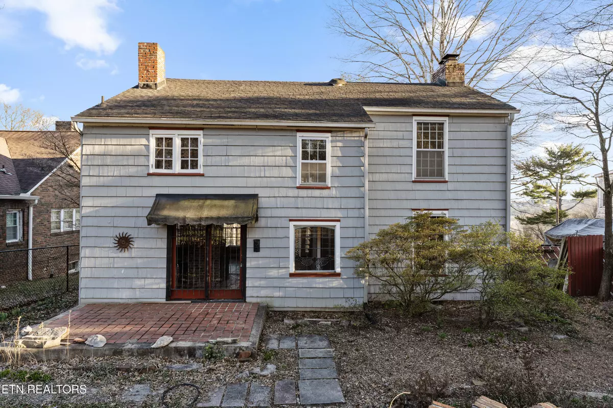 Knoxville, TN 37915,1870 Prospect PL