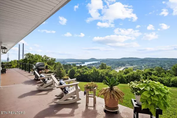 Kingston, TN 37763,166 Short St