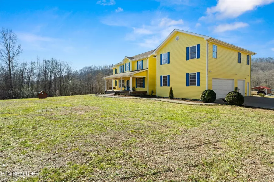 457 Smith Rd, Clinton, TN 37716