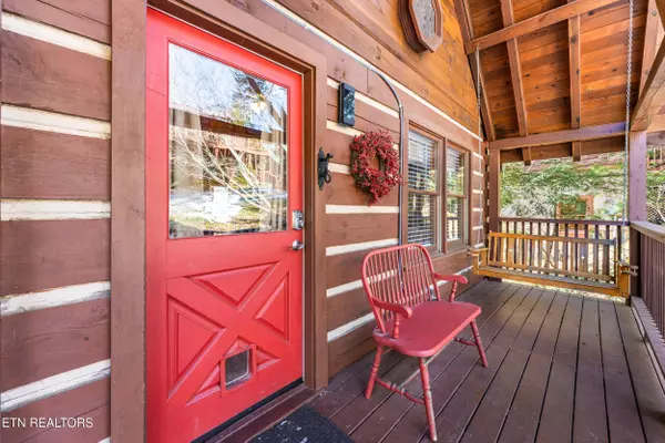 Gatlinburg, TN 37738,309 Brown Wren WAY