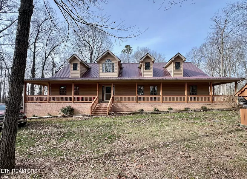 452 Cumberland Cove Rd, Monterey, TN 38574