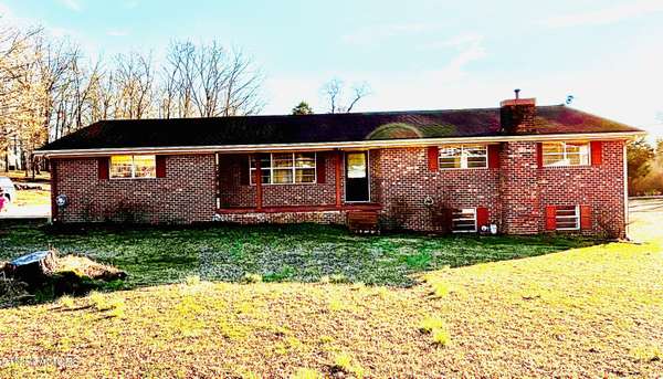 741 County Road 172, Athens, TN 37303