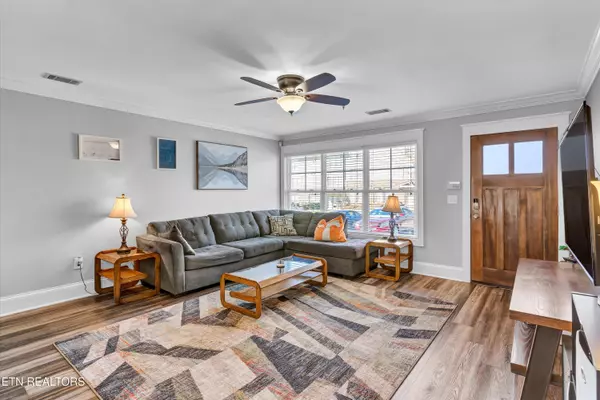 Knoxville, TN 37920,3918 Cherokee Woods WAY #103
