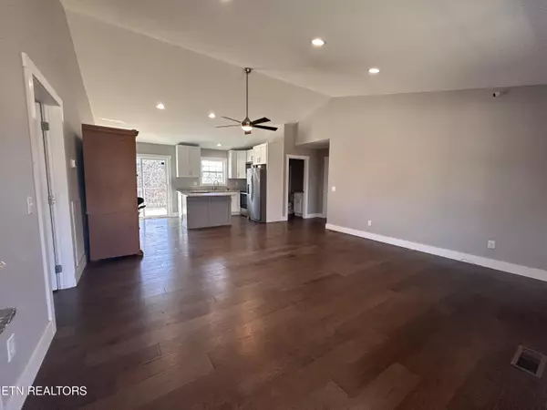 Pikeville, TN 37367,228 Cecil Morgan Rd