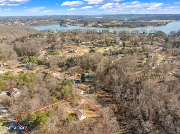 Harriman, TN 37748,1636 Bluff Rd