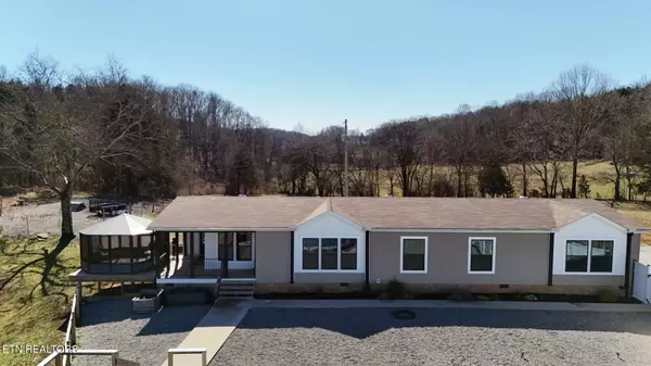 2695 Leslie Road, Cumberland, KY 40823