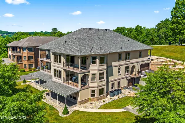 Kingston, TN 37763,2412 Grand View Court