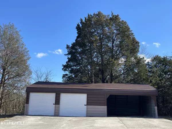 Luttrell, TN 37779,126 Thomas Rd