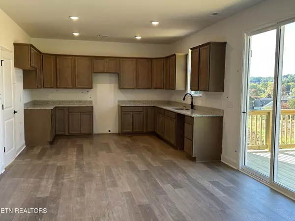 Knoxville, TN 37931,8535 Troutman LN