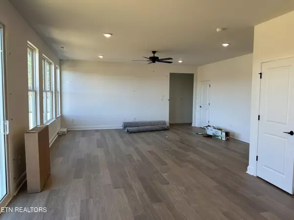 Knoxville, TN 37931,8535 Troutman LN