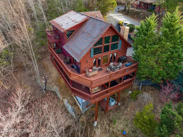 Gatlinburg, TN 37738,436 Lucerne WAY