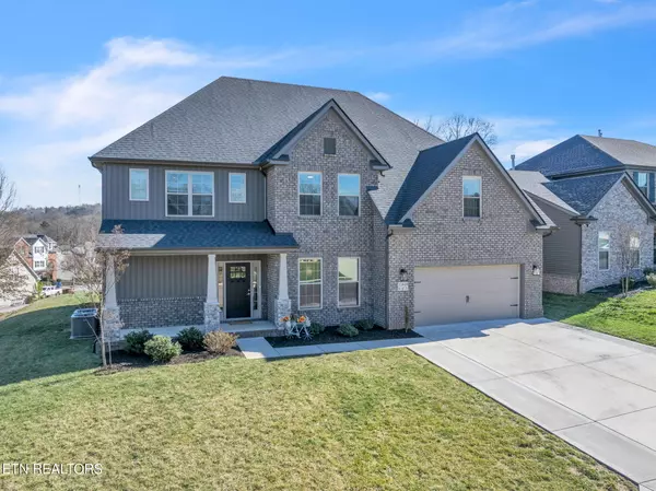 Knoxville, TN 37932,11040 Big Sky LN