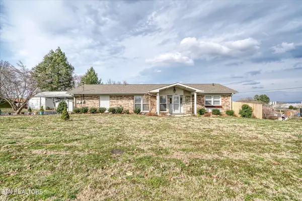 496 Sunset DR, Sparta, TN 38583