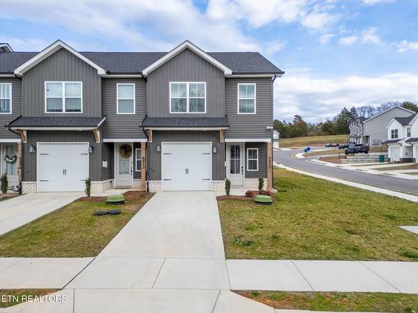 4850 Ancient Glacier LN, Knoxville, TN 37918