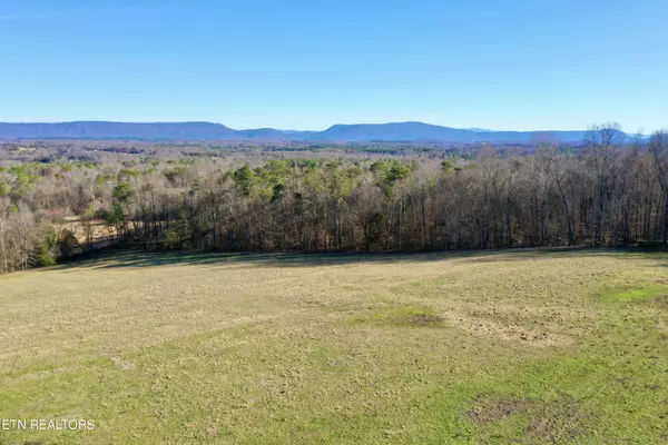 383 County Road 651, Athens, TN 37303