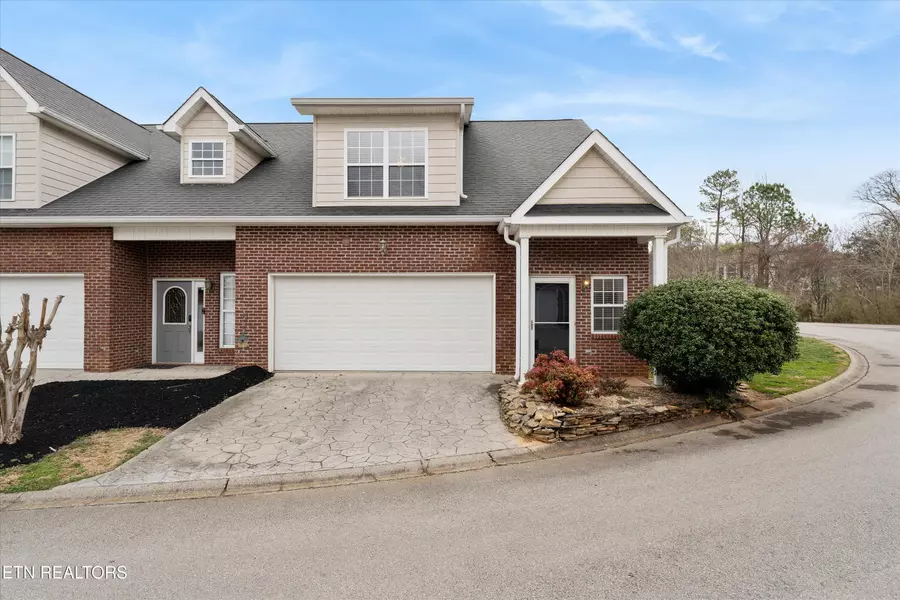 672 Yorkland WAY, Knoxville, TN 37923